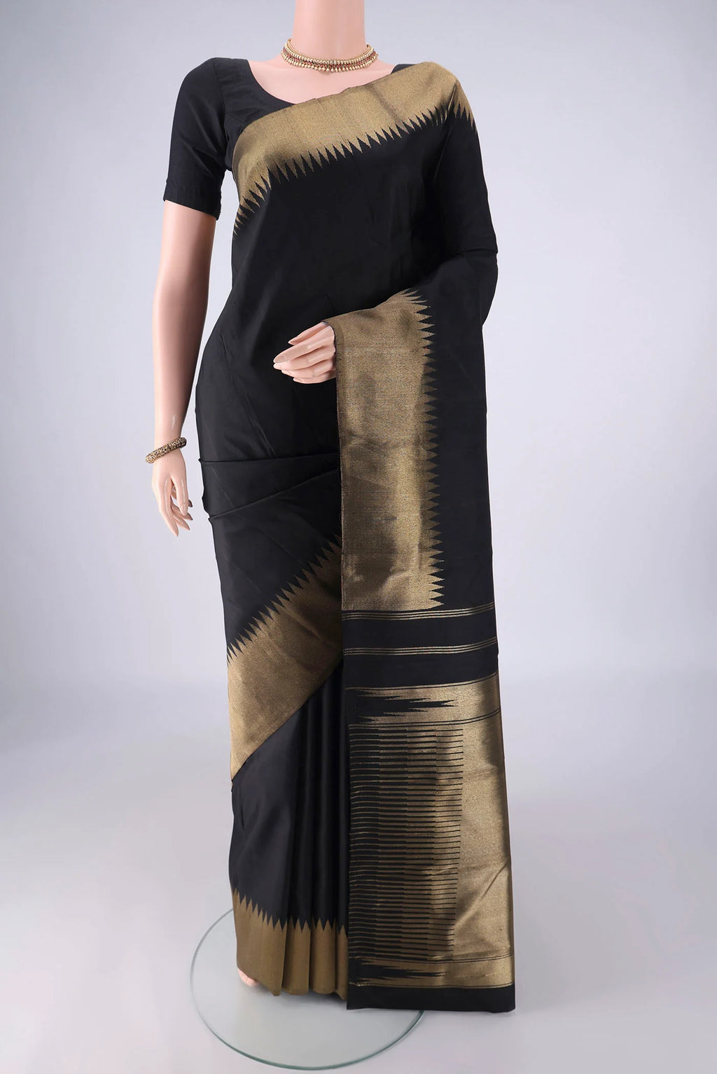 Black saree